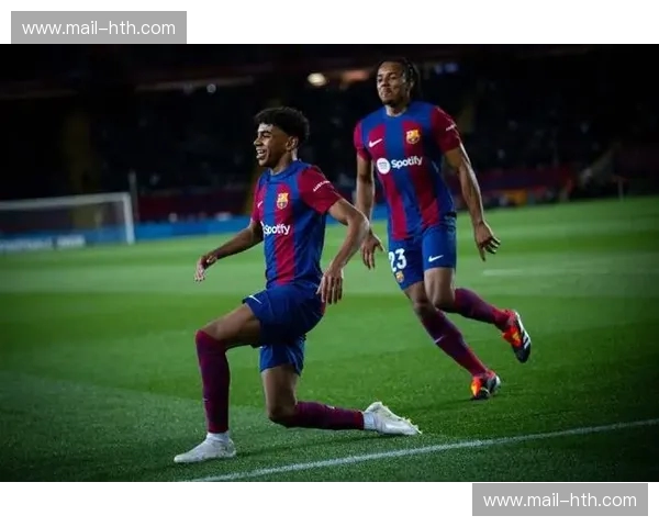 红蓝荣耀,绿茵传奇:巴萨与格拉纳达的恩怨情仇